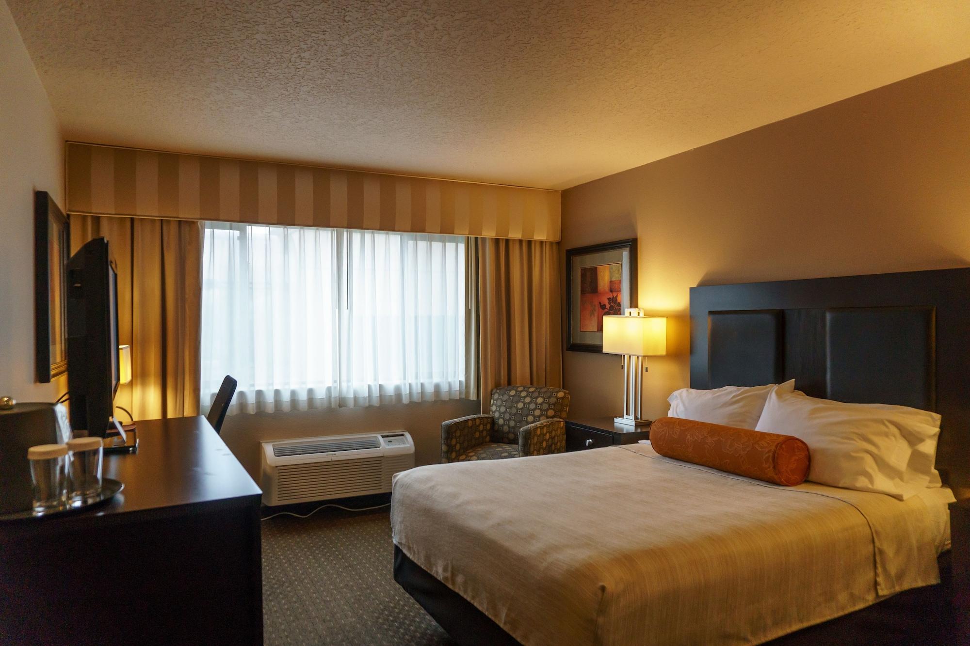 Monarch Hotel & Conference Center Clackamas Exterior photo