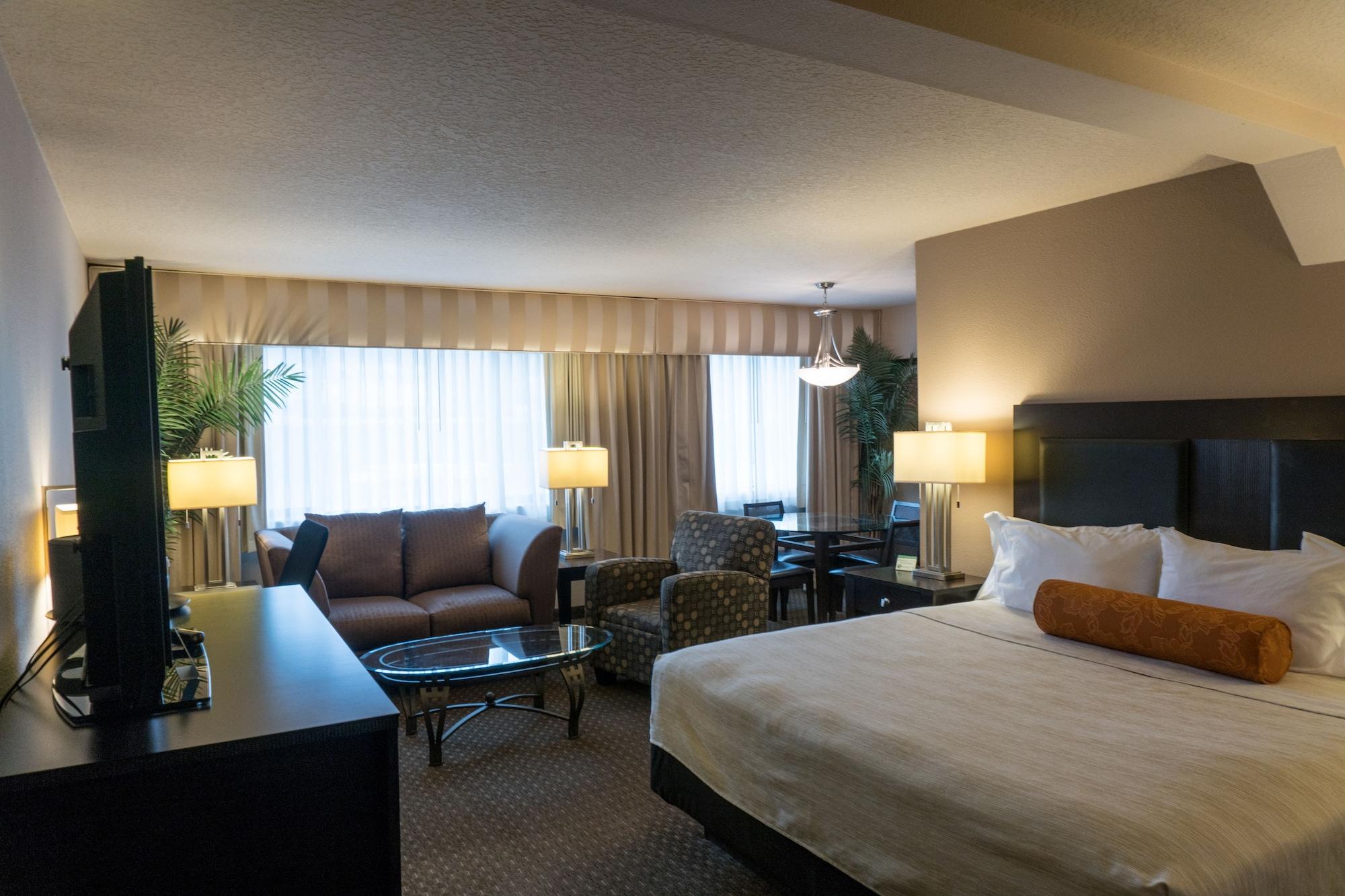 Monarch Hotel & Conference Center Clackamas Exterior photo