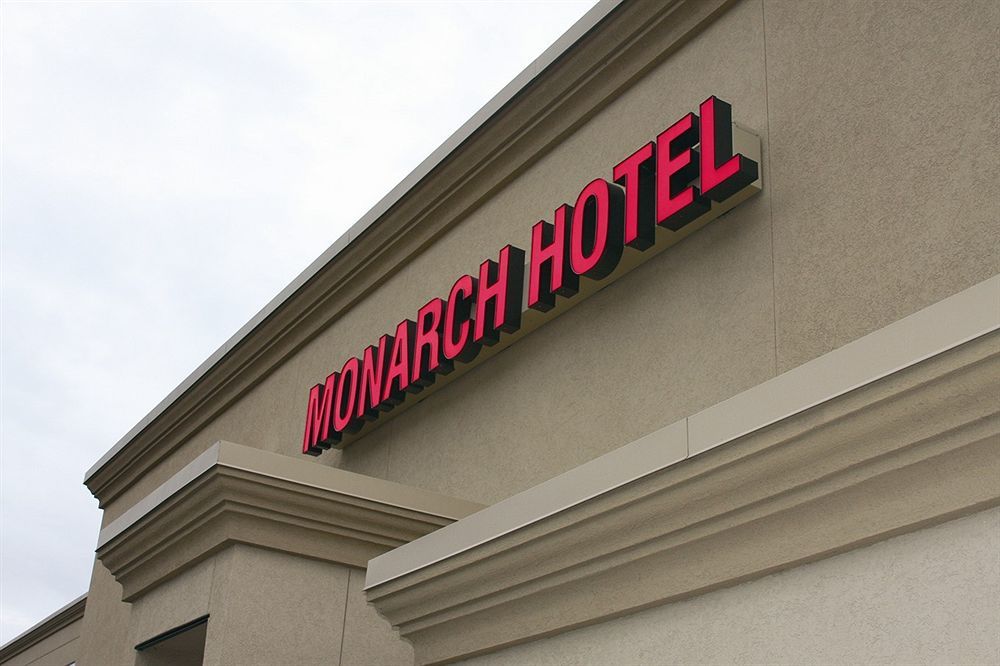 Monarch Hotel & Conference Center Clackamas Exterior photo